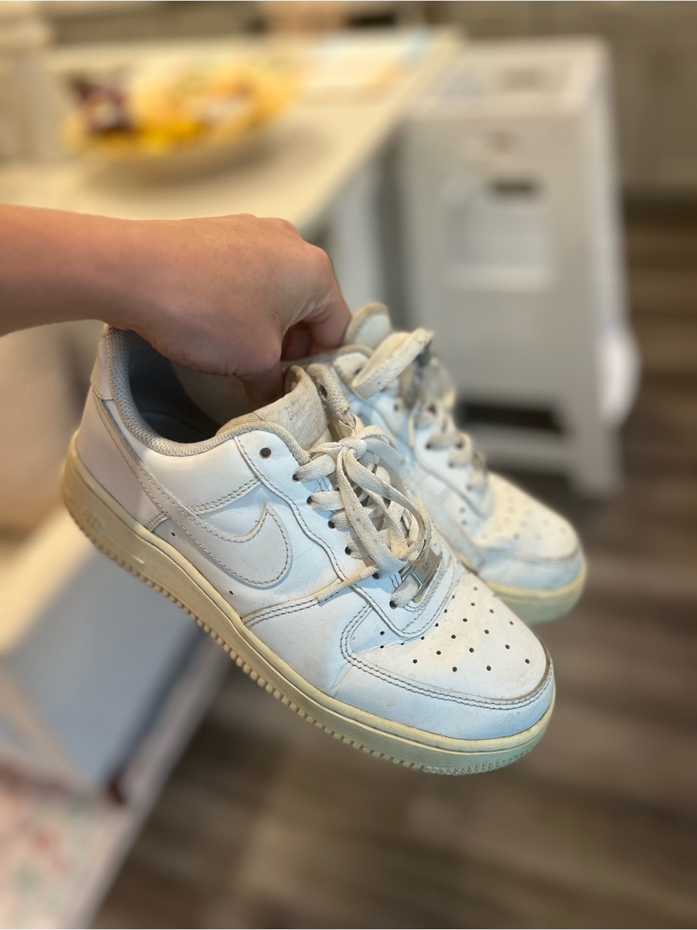 Nike White Low-Top Sneakers with Cream Sole